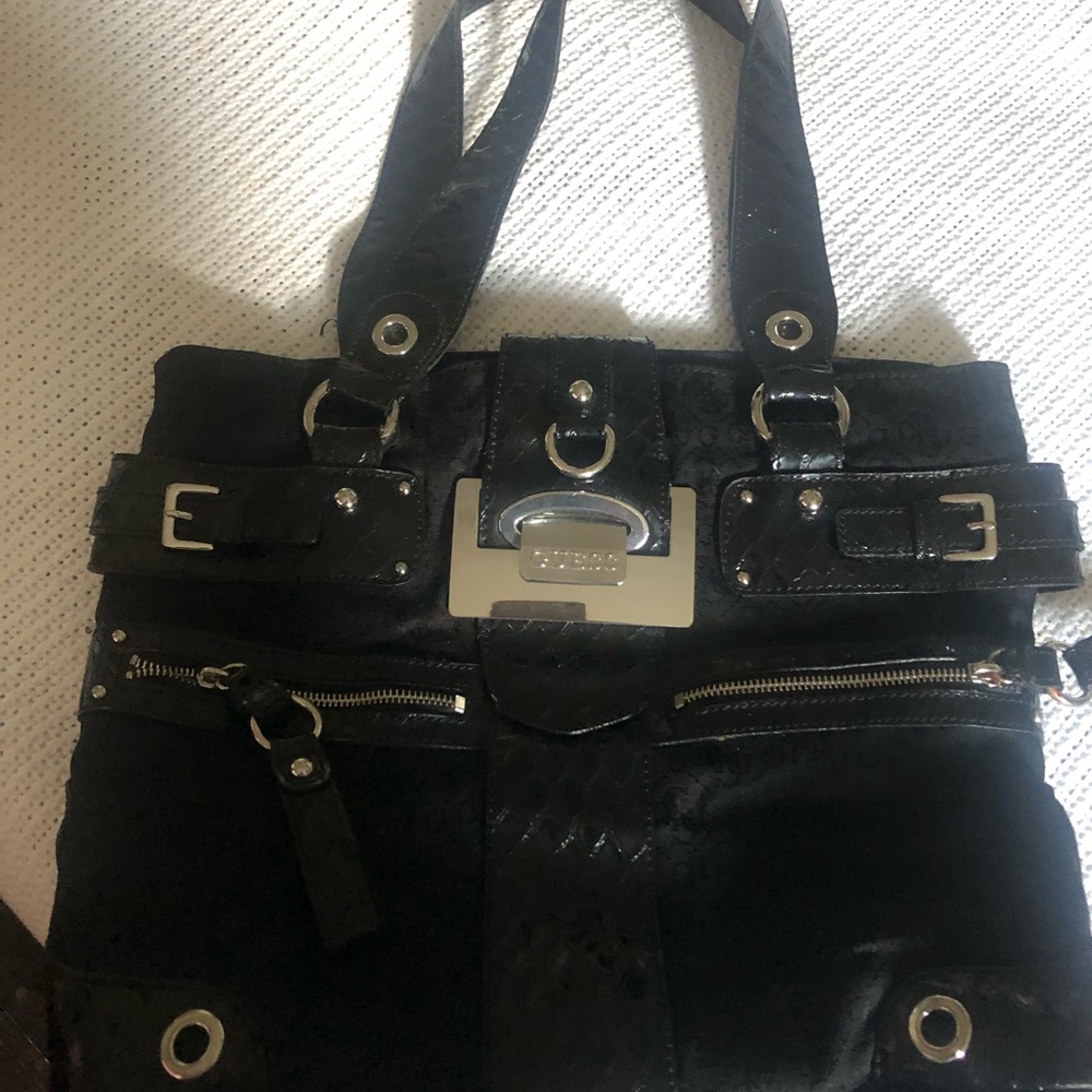 Guess Bag - Picture 10 of 10